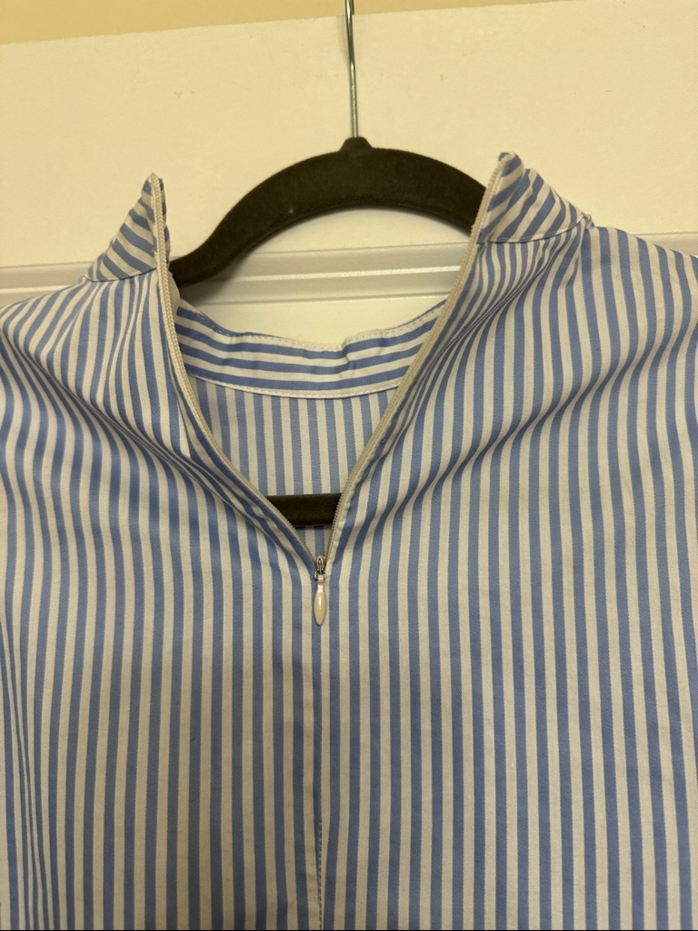 Zara basic collection Blue and White Striped Ruffle Sleeve Dress- Size Medium - Picture 4 of 4